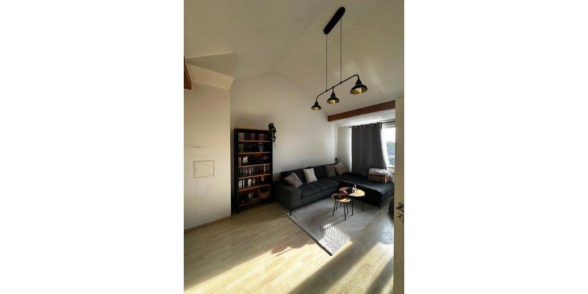 Dachgeschoßwohnung Duisburg Rheinhausen - 2 Zimmer, 65 m&sup2;, 169.000&euro; | Angebot:27006901