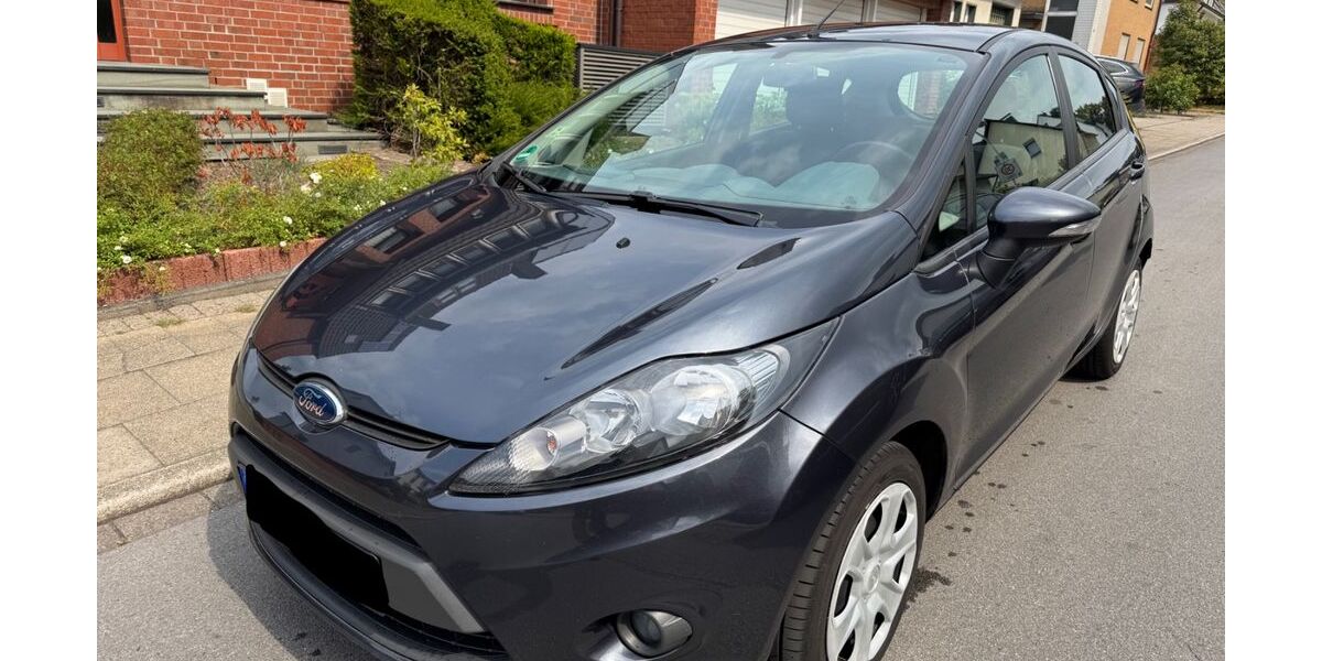 Ford Fiesta 149.246 km 2.999 &euro; Oberhausen 46047