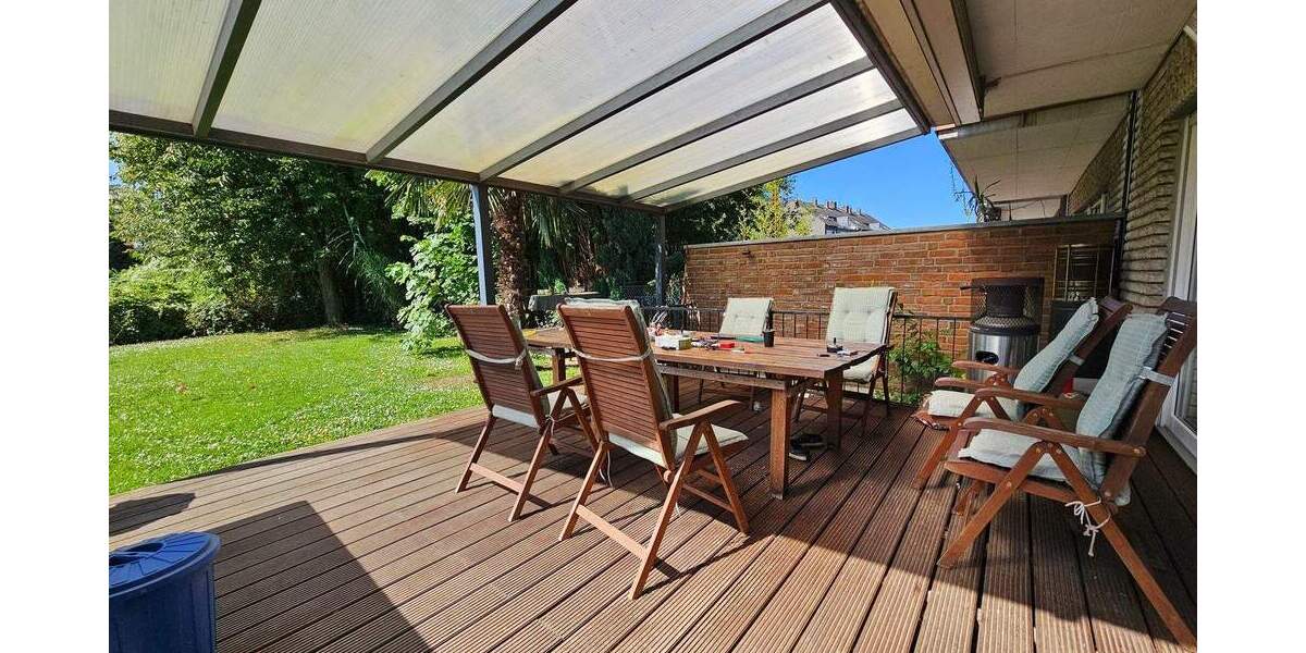 Großer Garten, freier Blick, viel Potenzial – Ihr neues Familienhaus in Kamp-Lintfort 5 zimmer