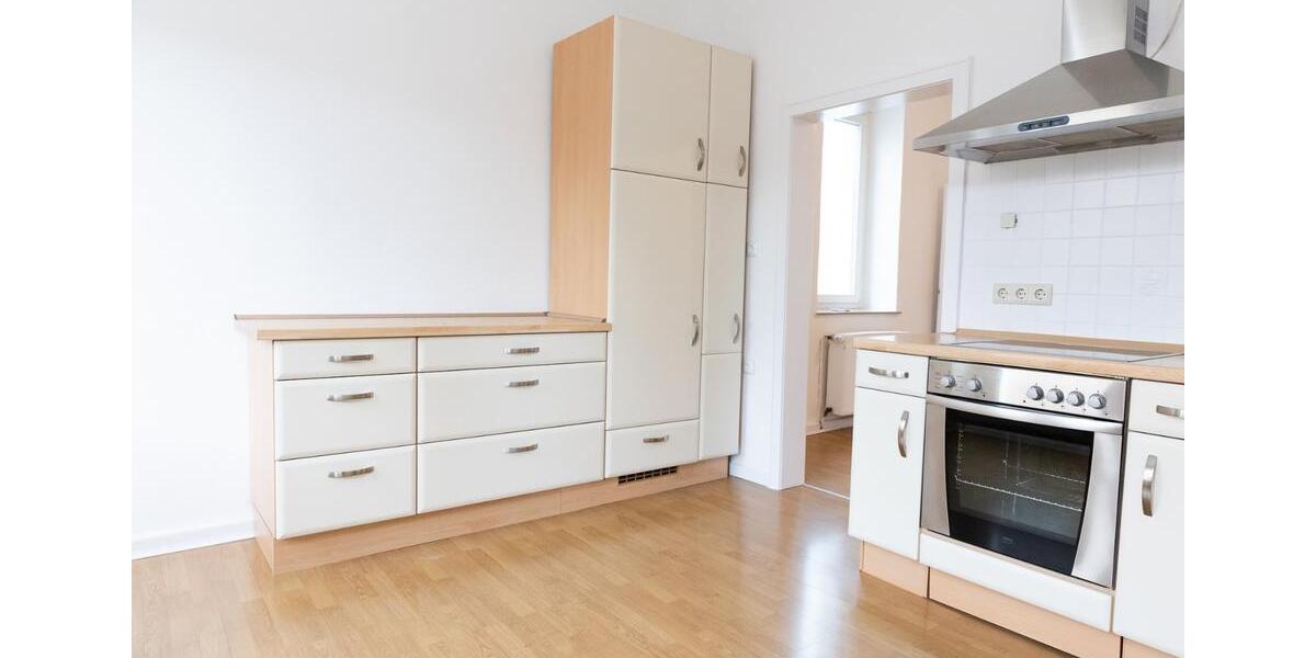 2 12 Zimmer Wohnung zu vermieten zentral gelegen stadtnah 2.5 zimmer