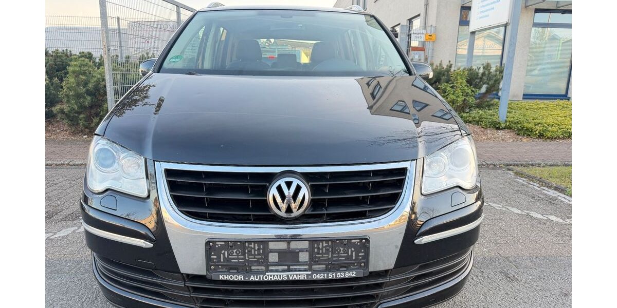 VW Touran 217.000 km 3.150 &euro; Oberhausen 46047