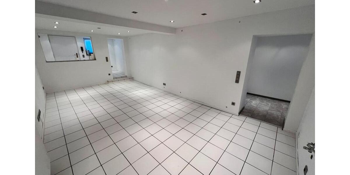Etagenwohnung Recklinghausen König Ludwig - 2 Zimmer, 80 m&sup2;, 649&euro; | Angebot:27586938