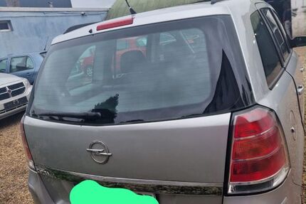 Opel Zafira 229.853 km 700 &euro; Duisburg 47167