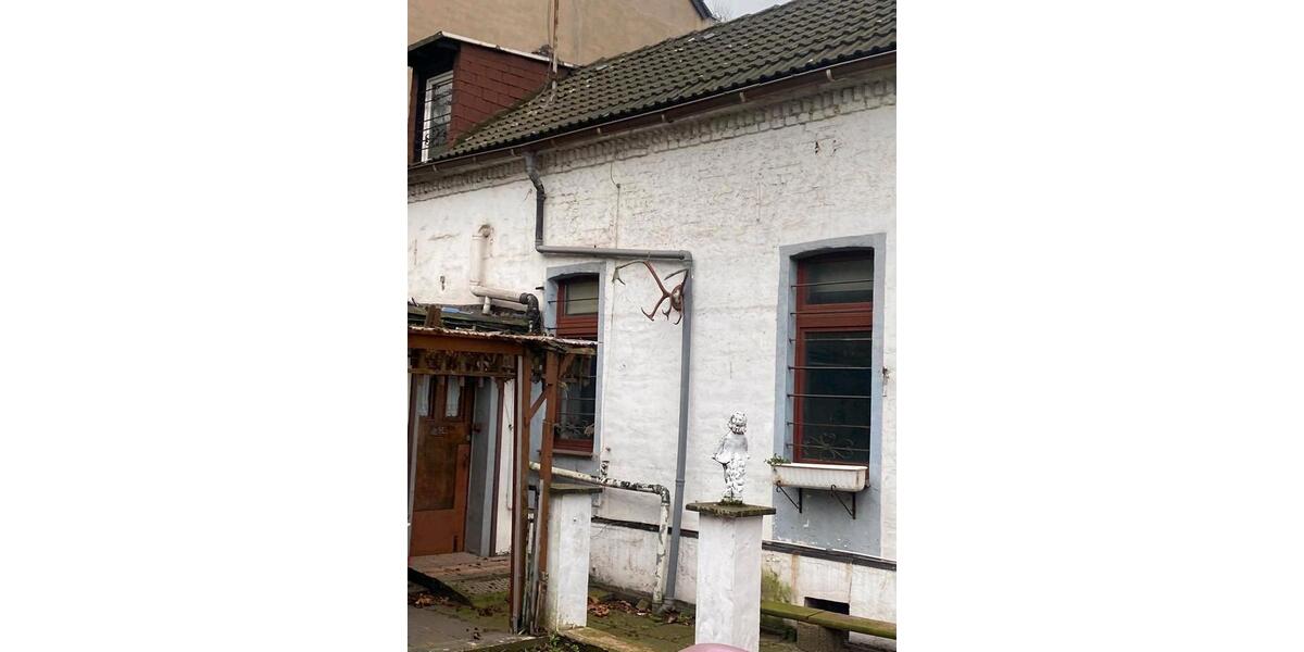 Einfamilienhaus Duisburg Hamborn - 6 Zimmer, 130 m&sup2;, 165.000&euro; | Angebot:27112091