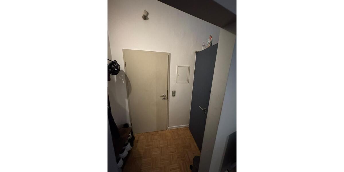 Erdgeschoßwohnung Duisburg Duisburg-Mitte - 3 Zimmer, 76 m&sup2;, 620&euro; | Angebot:27621143