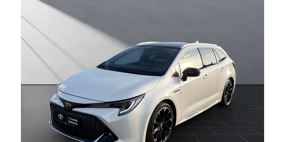 Toyota Corolla 63.000 km 26.450 &euro; Wesel 46485