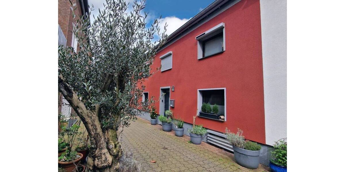 Modernes Reihenmittelhaus mit ca. 71 m² Wohnfläche in zentraler Lage von Orsoy! 2 zimmer