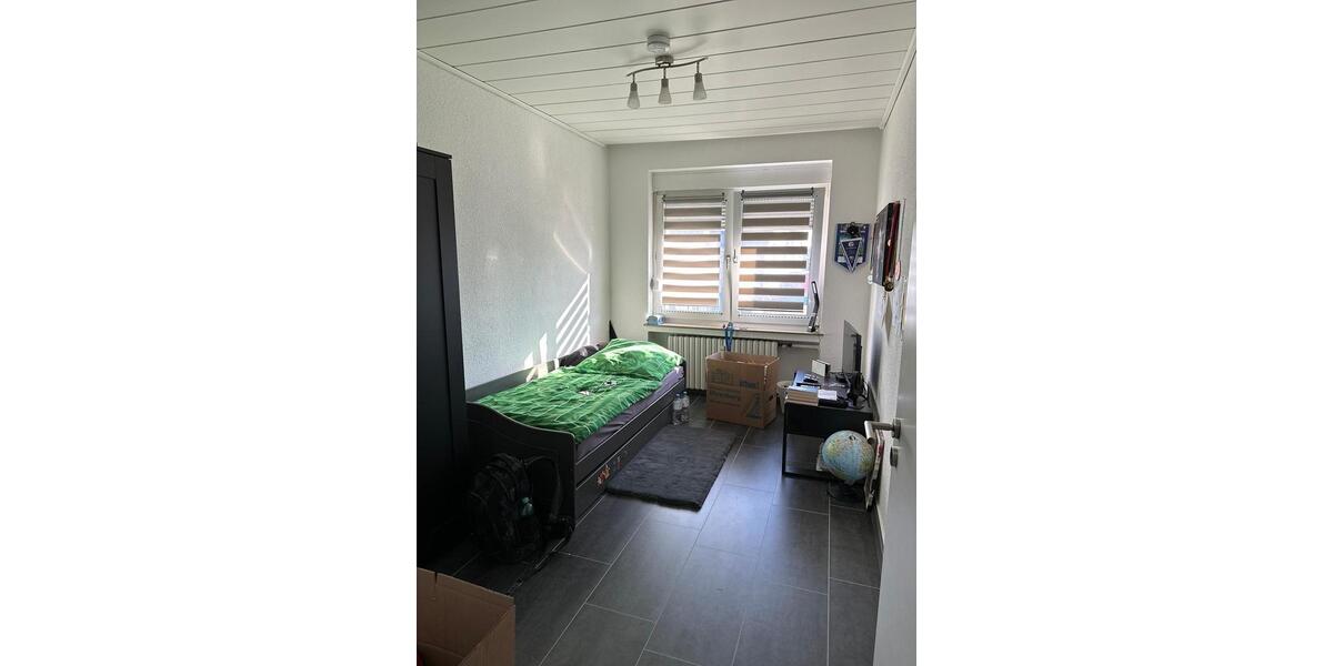 Erdgeschoßwohnung Gladbeck - 4 Zimmer, 85 m&sup2;, 850&euro; | Angebot:26262942