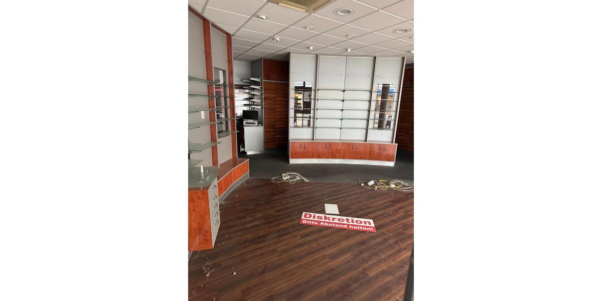 Repräsentative Gewerbefläche, Ladenlokal 1-A Lage in Herten Mitte zimmer