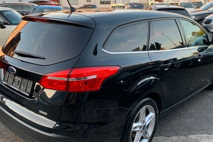 Ford Focus 143.000 km 10.450 € Moers 47443