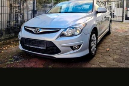 Hyundai i30 200.461 km 2.250 &euro; Bochum 44793