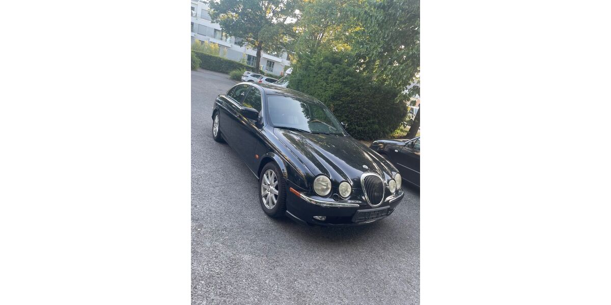 Jaguar S-Type 191.000 km 1.250 &euro; Essen 45134