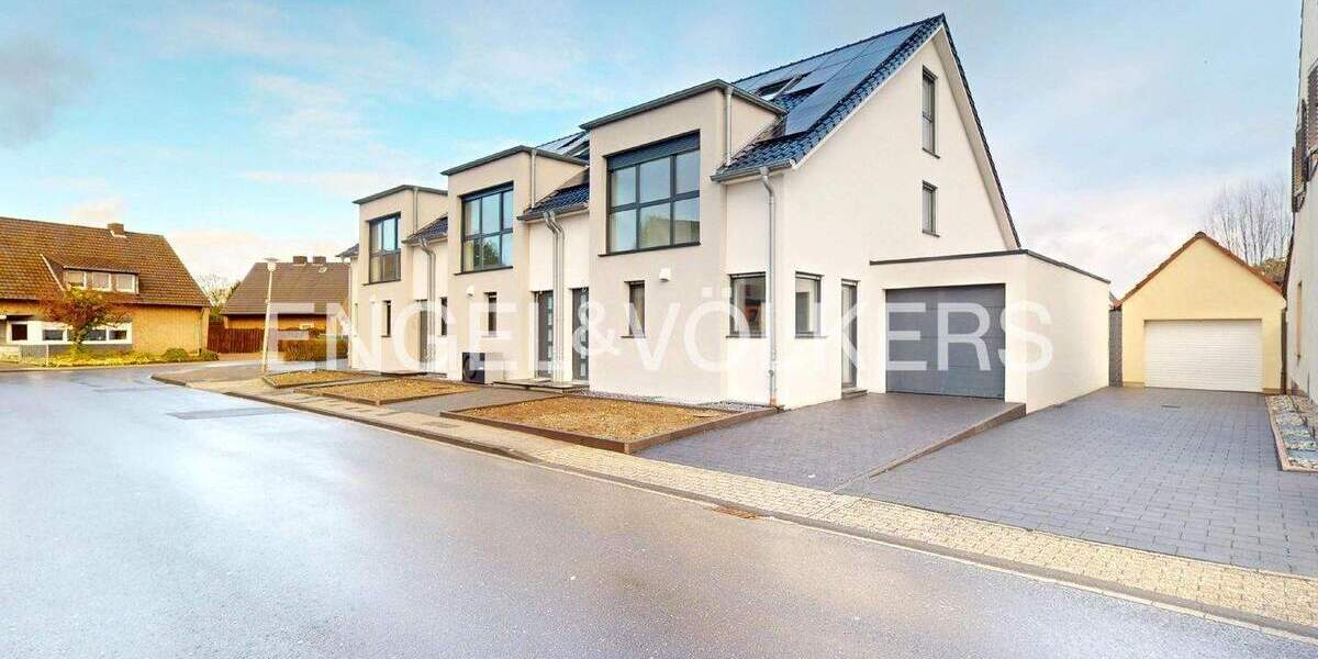 Reihenendhaus Kamp-Lintfort Niersenbruch - 4 Zimmer, 173 m&sup2;, 2.500&euro; | Angebot:25803175