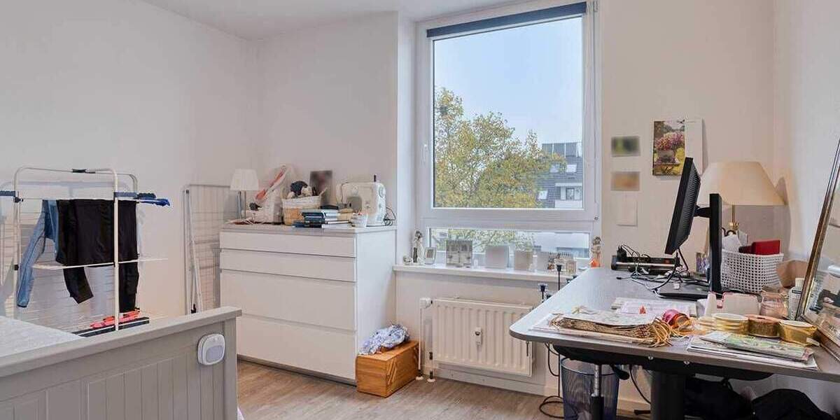 Lichtdurchflutete 4-Zimmer-Wohnung mit Loggia und TG-Stellplatz in Ratingen-Mitte 4 zimmer