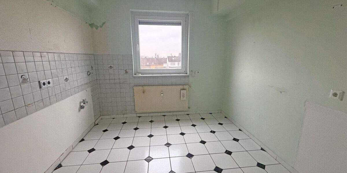 Etagenwohnung Duisburg Hochheide - 2 Zimmer, 71 m&sup2;, 139.900&euro; | Angebot:24358812