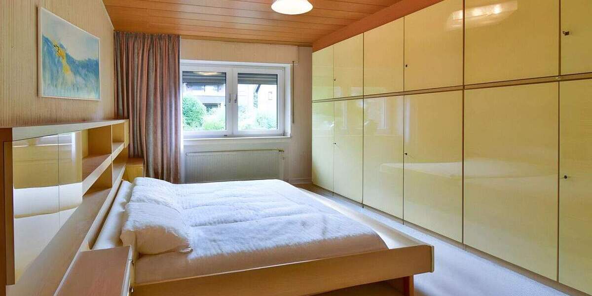 Mehrfamilienhaus, Wohnhaus Duisburg / Buchholz Buchholz - 6 Zimmer, 176 m&sup2;, 499.000&euro; | Angebot:24973952