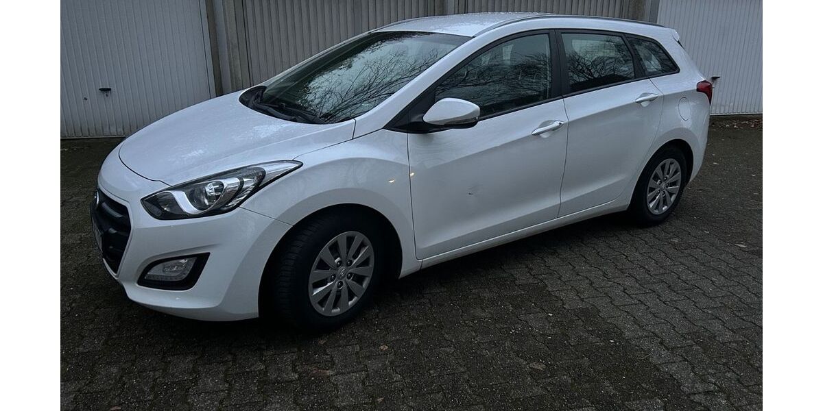 Hyundai i30 150.000 km 9.000 &euro; Hattingen 45527