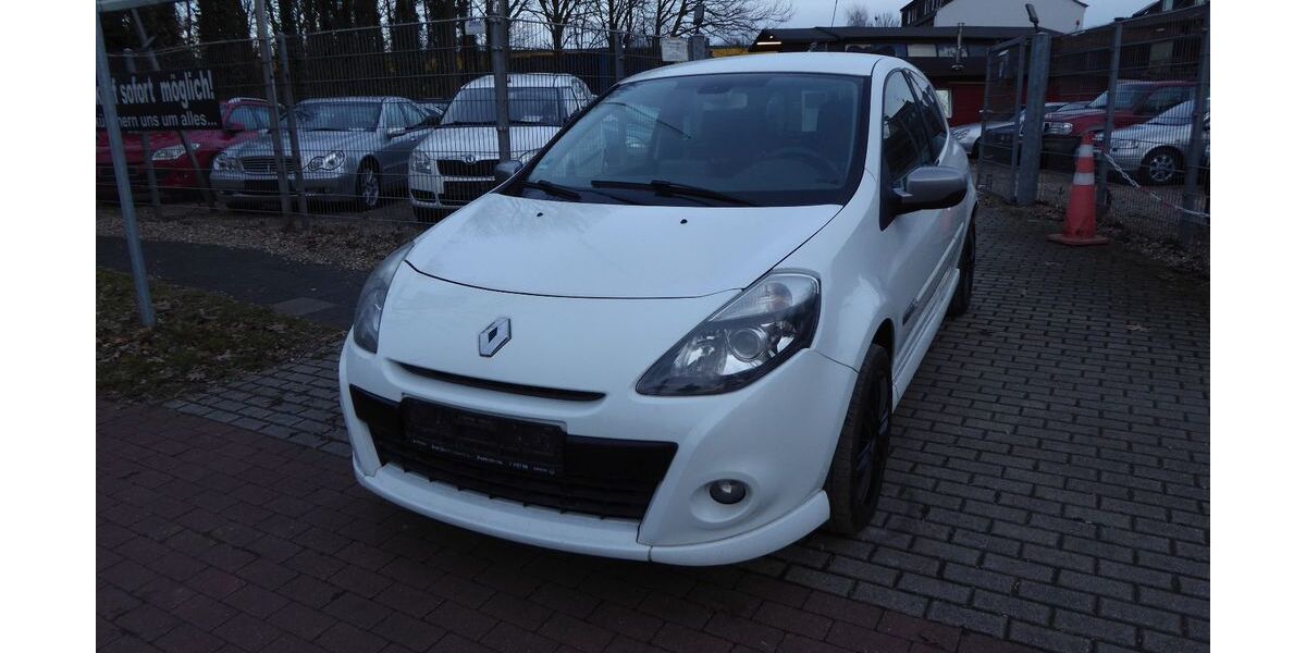 Renault Clio 196.000 km 4.990 &euro; Duisburg 47249