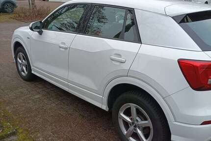 Audi Q2 128.000 km 13.000 &euro; Recklinghausen 45659