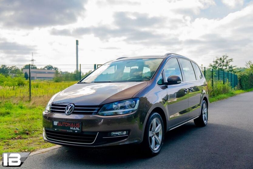 VW Sharan 146.603 km 11.990 € Marl 45772