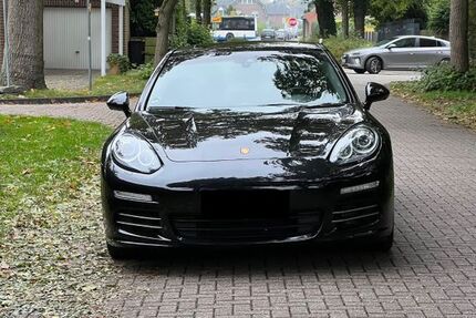 Porsche Panamera 56.480 km 46.500 € Oberhausen 45046