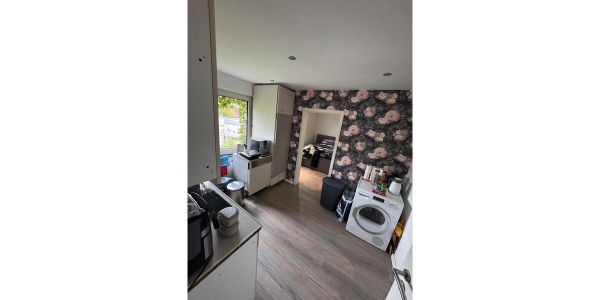 Helle 3,5 Zimmer Wohnung mit Möblierung in Zentrale Lage in Wese 3.5 zimmer