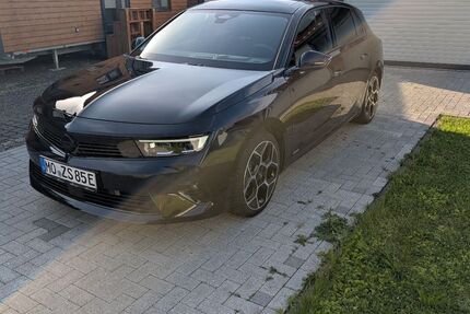 Opel Astra 25.976 km 24.499 &euro; Neukirchen-Vluyn 47506