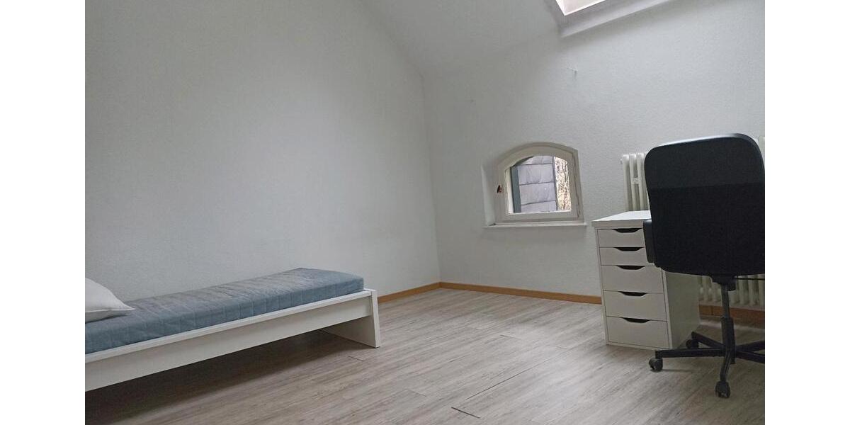 Etagenwohnung Bochum Bochum-Südwest - 1 Zimmer, 15 m&sup2;, 398&euro; | Angebot:23739857