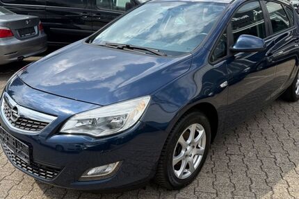 Opel Astra 77.000 km 5.980 &euro; Herten 45701