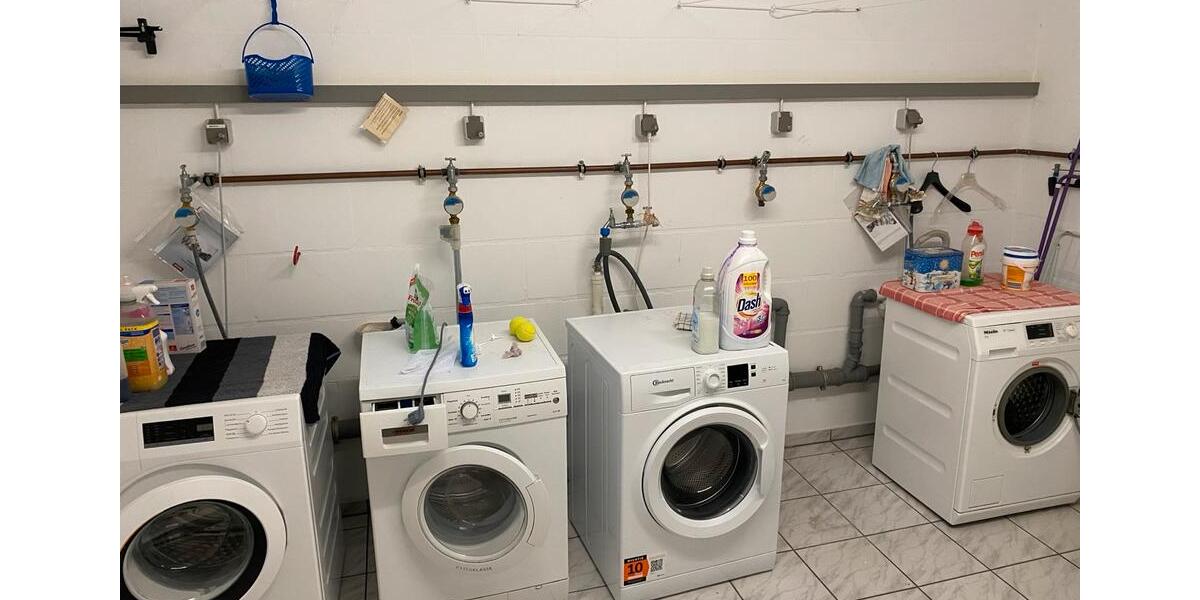 von Privat: freie 2-Zimmer-Dachgeschosswohnung in 46242 Bottrop 2 zimmer