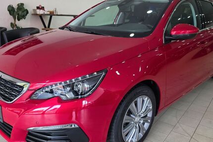 Peugeot 308 76.977 km 12.900 &euro; Recklinghausen 45661