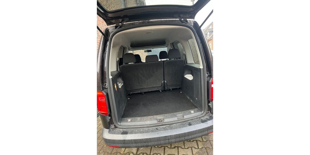 VW Caddy 106.000 km 10.500 &euro; Rheinberg 47495