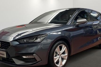 Seat Leon 15.451 km 28.150 &euro; Velbert 42553