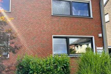 Büro in Duisburg 1.650 € 164.74 m²