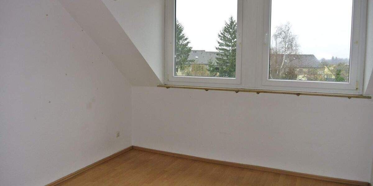 Etagenwohnung Mülheim an der Ruhr Mitte-Ost - 3 Zimmer, 98 m&sup2;, 650&euro; | Angebot:26276490