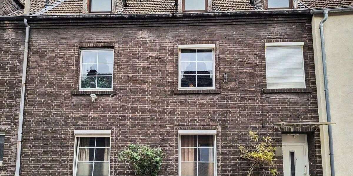Einfamilienhaus Duisburg Mittelmeiderich - 8 Zimmer, 170 m&sup2;, 339.000&euro; | Angebot:26249828