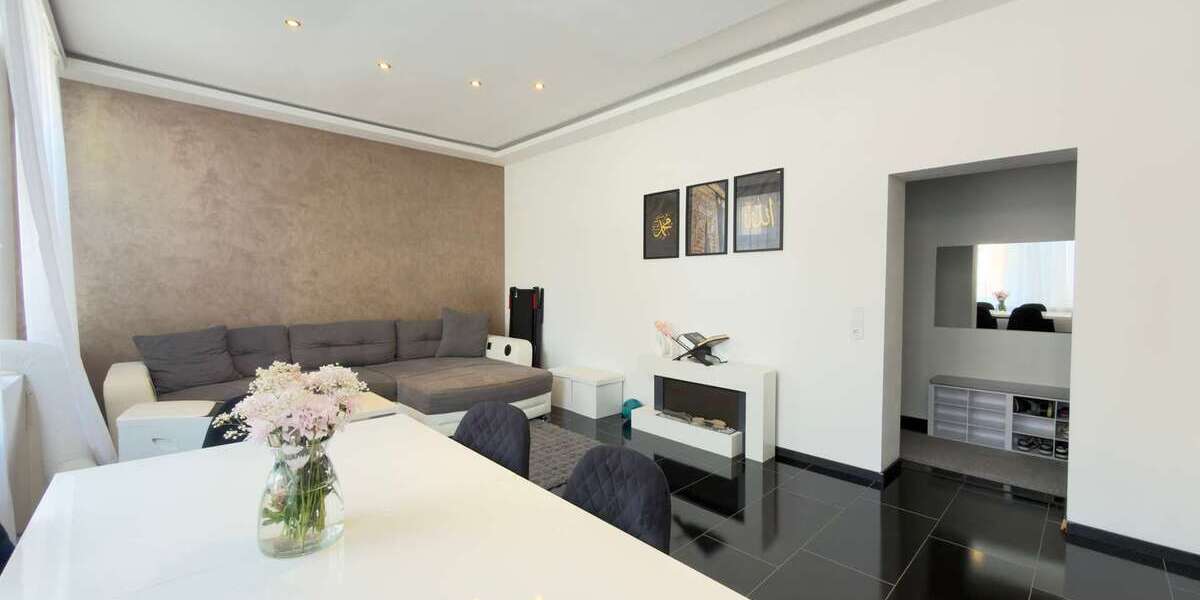 Großzügige 3,5-Zimmer-Wohnung im 1. Obergeschoss in zentraler Lage von Alt-Oberhausen - Etagenwohnung Oberhausen | Angebot:27093549