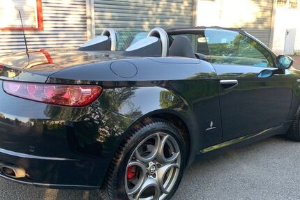 Alfa Romeo Spider 175.000 km 15.900 &euro; Witten 58454