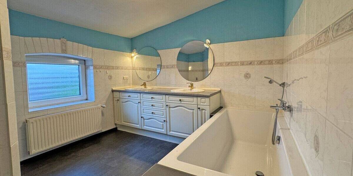 Attraktive Eigentumswohnung in zentraler Lage von Wesel - vielseitig nutzbar, mit Potenzial 3 zimmer