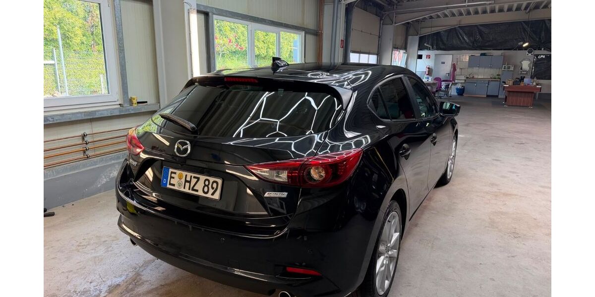 Mazda 3 179.500 km 9.800 &euro; Essen 45144