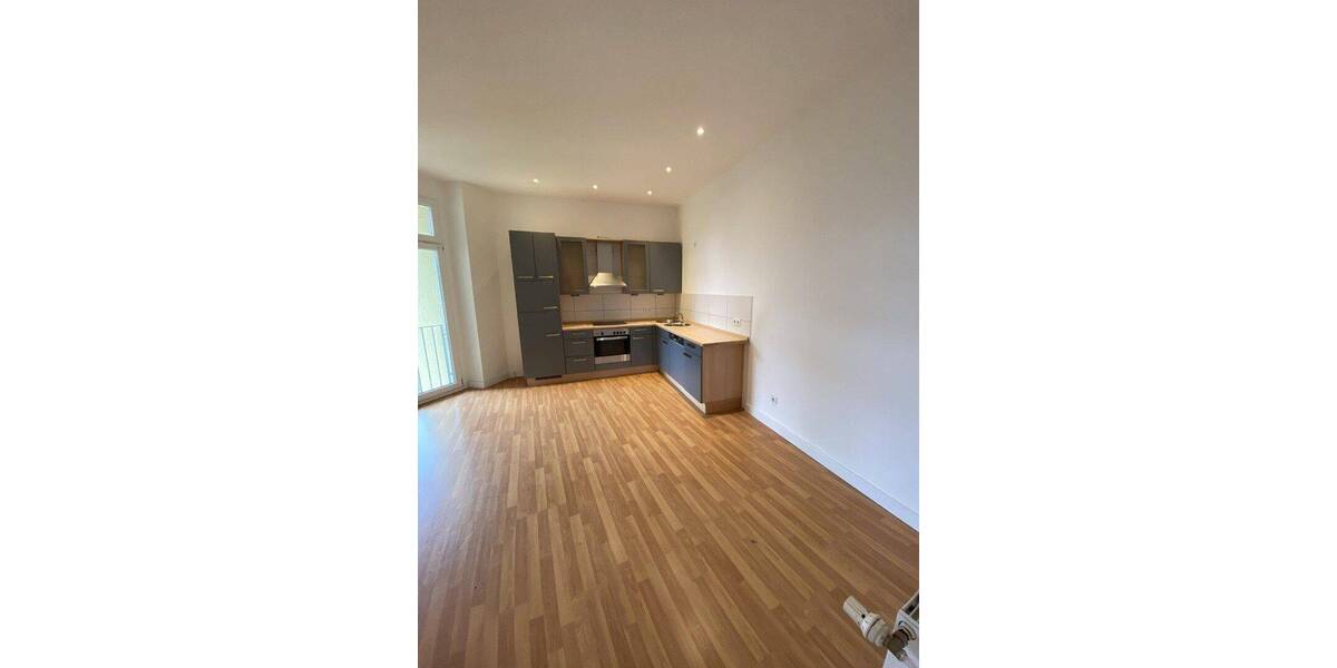 Etagenwohnung Oberhausen Sterkrade-Mitte - 4 Zimmer, 108 m&sup2;, 819&euro; | Angebot:26919396