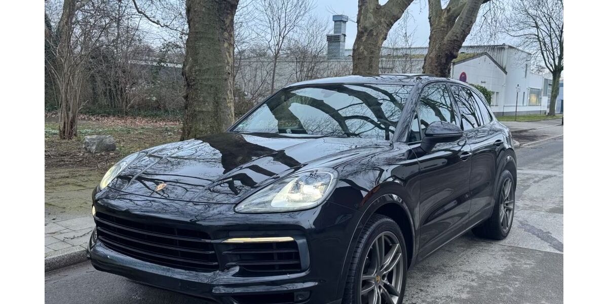 Porsche Cayenne 146.000 km 41.700 &euro; Essen 45356