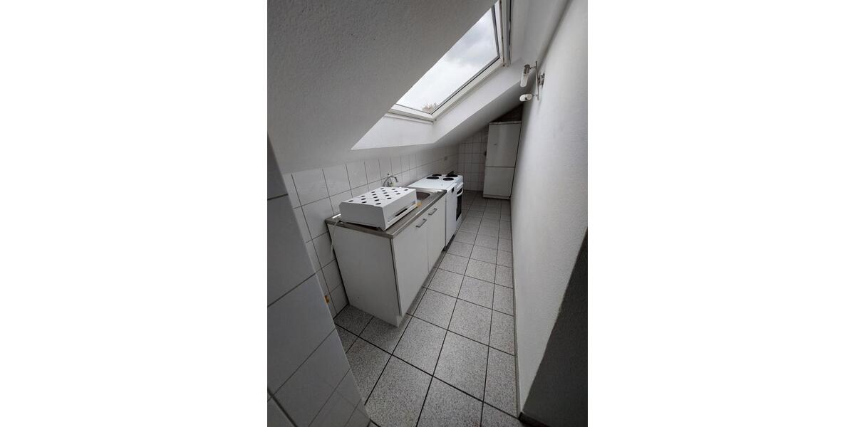 Dachgeschoßwohnung Velbert - 2 Zimmer, 50 m&sup2;, 490&euro; | Angebot:27592869