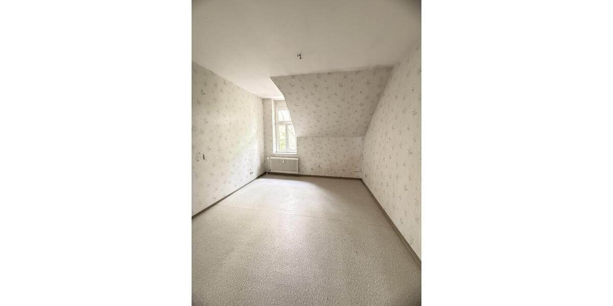 Dachgeschoßwohnung Duisburg Hamborn - 3.5 Zimmer, 70 m&sup2;, 321&euro; | Angebot:26595023