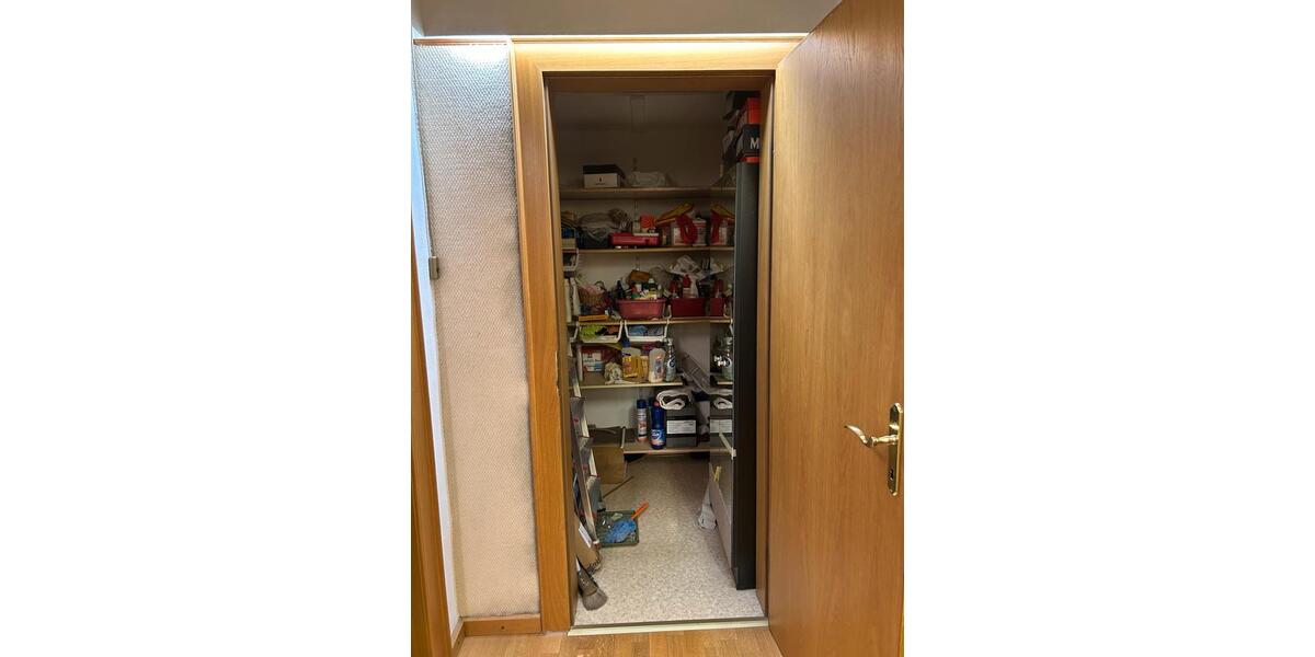 Mietwohnung (125qm Wohnfläche - 1. Etage - Kaltmiete 900€) 5 zimmer