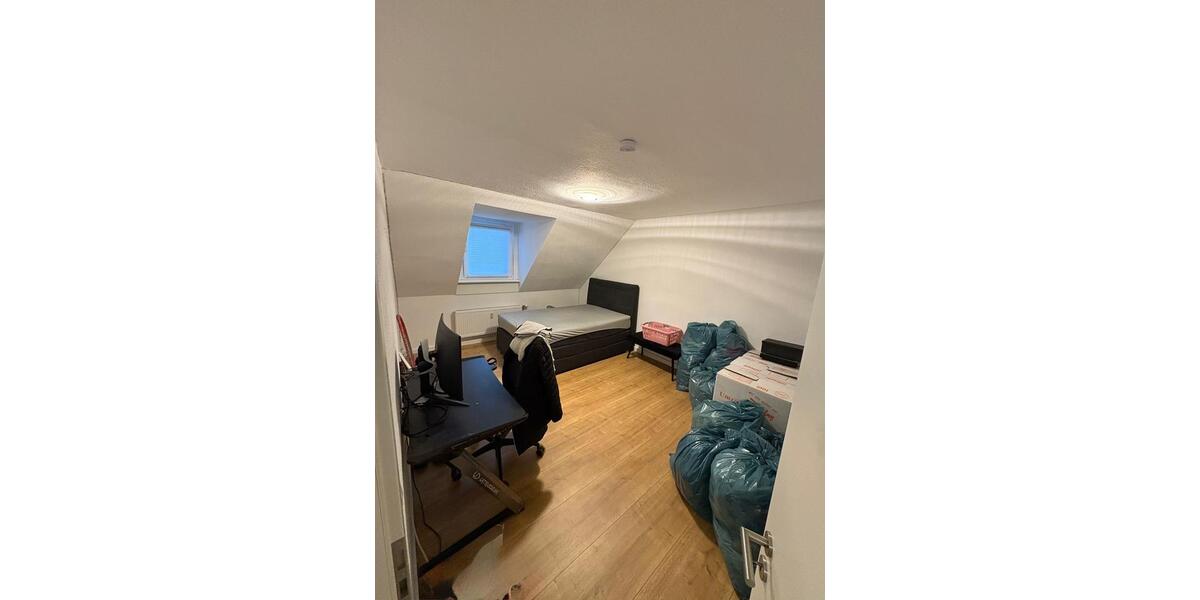 Etagenwohnung Herne - 4 Zimmer, 98 m&sup2;, 830&euro; | Angebot:26063536