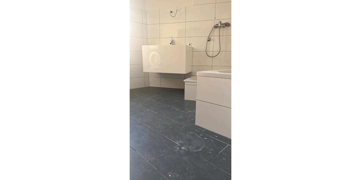 Etagenwohnung Gelsenkirchen Erle - 3 Zimmer, 120 m&sup2;, 1.172&euro; | Angebot:25262506
