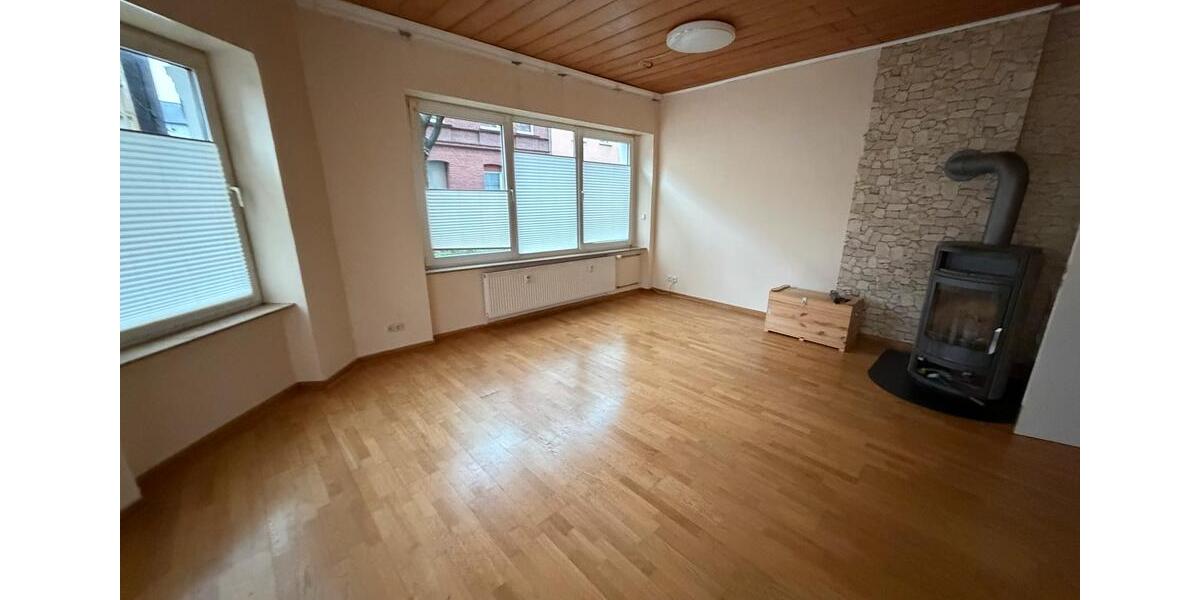 Etagenwohnung Gelsenkirchen Gelsenkirchen-Mitte - 3.5 Zimmer, 90 m&sup2;, 142.000&euro; | Angebot:25518965