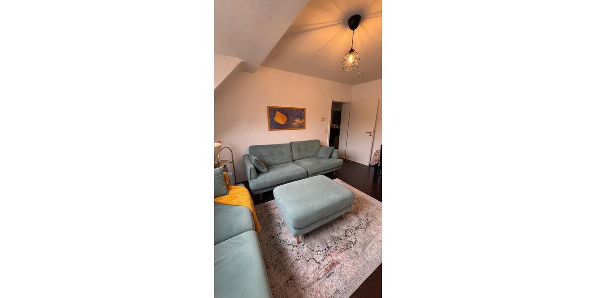 Dachgeschoßwohnung Essen Stadtbezirk II - 3 Zimmer, 65 m&sup2;, 920&euro; | Angebot:26312977