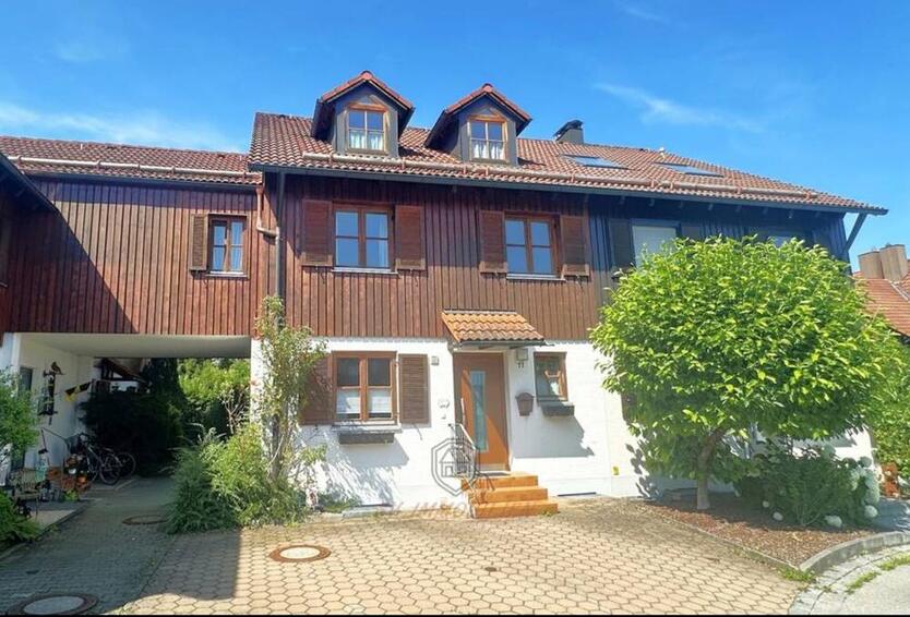Geräumiges Reiheneckhaus Kaufbeuren in zentraler Lage